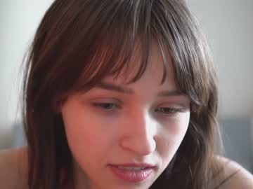 webcam girl diruriru live cam image #9323172