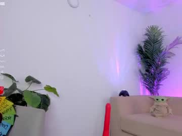 webcam girl gigi_ulala live cam image #5745201