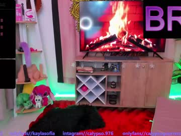 webcam girl calypso_and_ge1 live cam image #8432127