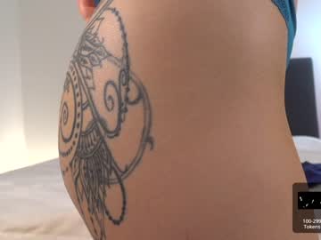 webcam girl blondehottiekerry live cam image #3630044