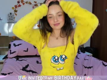 webcam girl gabrielaa_18 live cam image #7509521