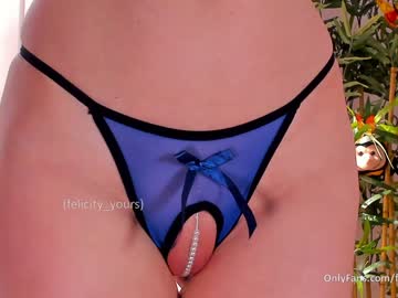 webcam girl felicity_yours live cam image #6985923