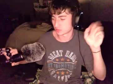 webcam man flakytuber live cam image #12685099