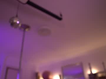 webcam girl hannahjames710 live cam image #5935658