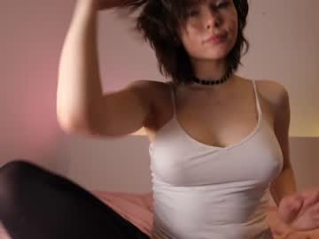 webcam girl sasha_ursx live cam image #3175821