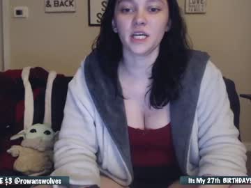 webcam girl rowanswolves live cam image #857617