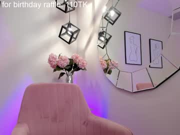 webcam girl nina_agdal live cam image #6933724