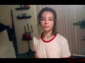 webcam girl cinnabelle live cam image #566397
