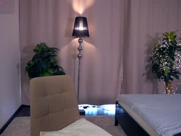 webcam girl felissiany live cam image #12597715