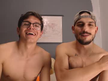 webcam man twoversaguys live cam image #953902