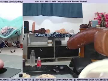 webcam girl wynfreya live cam image #6632954