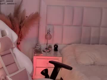 webcam girl scarlett__baker live cam image #7911221