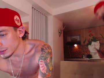 webcam man fratguysonline live cam image #8000533
