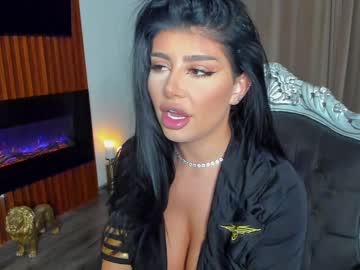webcam girl moniqueeass live cam image #4311670