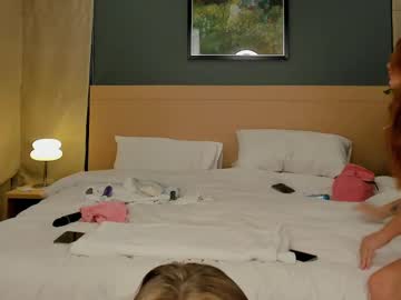 webcam girl lina_kriss live cam image #11886536