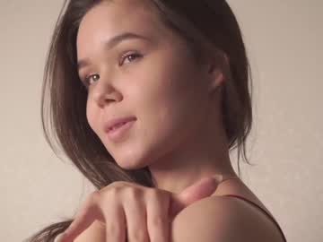 webcam girl helenmoors live cam image #5451933