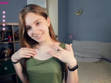 webcam girl youne_and_beautiful live cam image #5668224