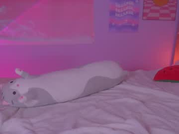 webcam girl kittenmoon_ live cam image #10160732