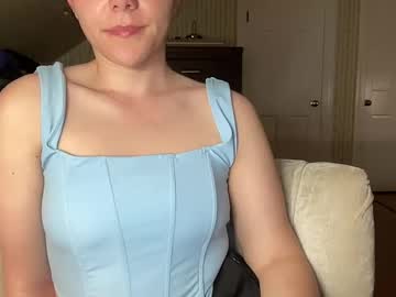 webcam girl maddyhasyummypussy live cam image #12656450