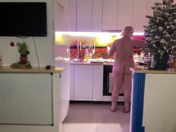webcam girl kiradivine live cam image #7984827