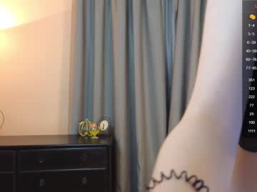 webcam girl shirleywhitney live cam image #7123945