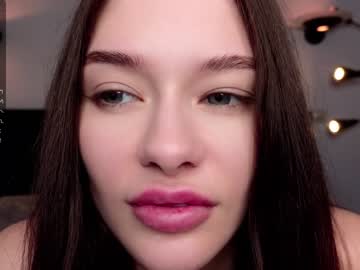 webcam girl predatory_eyes live cam image #8769868