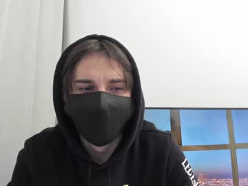 webcam man aarondeans live cam image #2530599