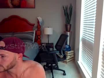 webcam man misterstiffwood live cam image #3086223