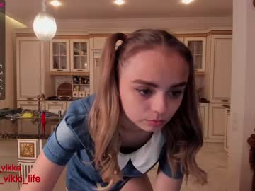 webcam girl misss_vikki live cam image #1810231
