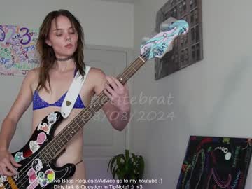 webcam girl petitebrat live cam image #10166773