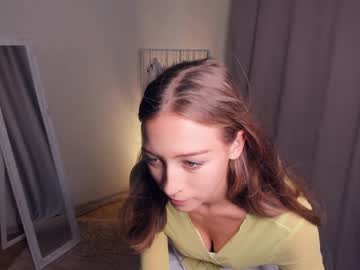 webcam girl wave_of_happy_ live cam image #7473477