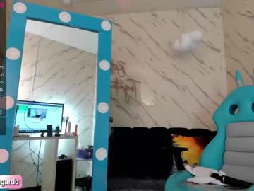 webcam girl sweet_littleee live cam image #2965409
