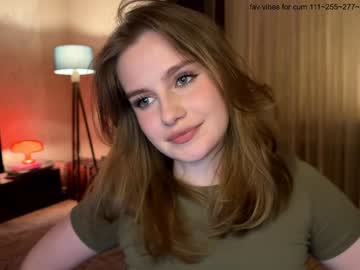 webcam girl cute_siberian_girl live cam image #12305243