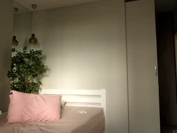 webcam girl ronny_ponny live cam image #7685608