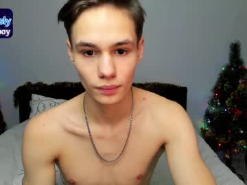 webcam man cuute_boy live cam image #4842403
