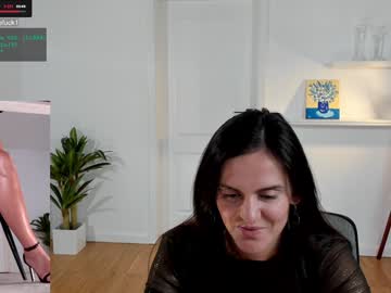 webcam girl legswattitude live cam image #12306875