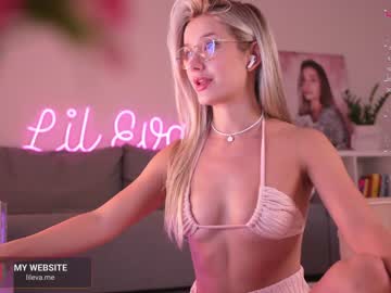 webcam girl lil_eva live cam image #5311076