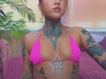 webcam girl nickyneck live cam image #10071161