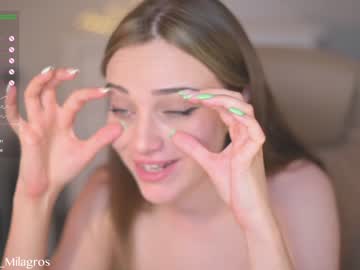 webcam girl mia_milagros live cam image #5991247