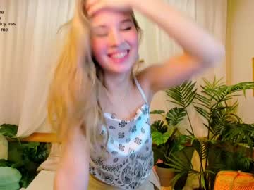 webcam girl milablush live cam image #4604153