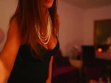 webcam girl gloria_longoria live cam image #10666161