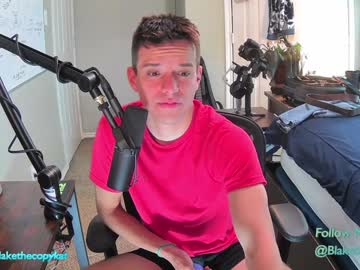 webcam man letsplayblake live cam image #5634367