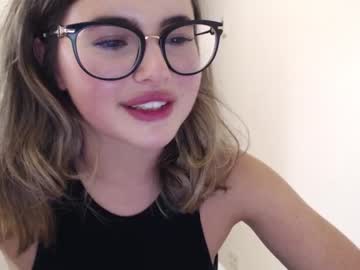 webcam girl playnofuckinggames live cam image #1449076