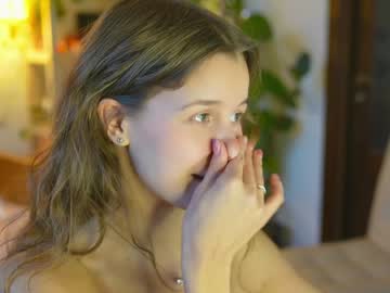 webcam girl eli_sun live cam image #10686652