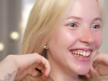 webcam girl my_stella live cam image #10394452