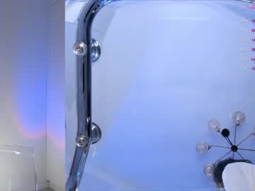 webcam girl mey_bae live cam image #6959507