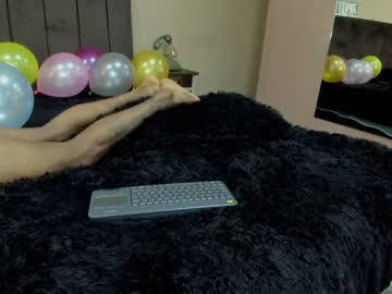 webcam couple travis_and_marilyn live cam image #3419512