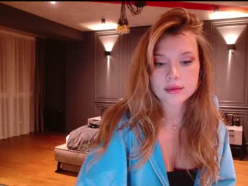 webcam girl bitter_moon live cam image #5894415