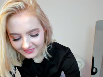 webcam girl oliviabr0wn live cam image #4363006