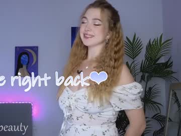 webcam girl small_blondee live cam image #11493584